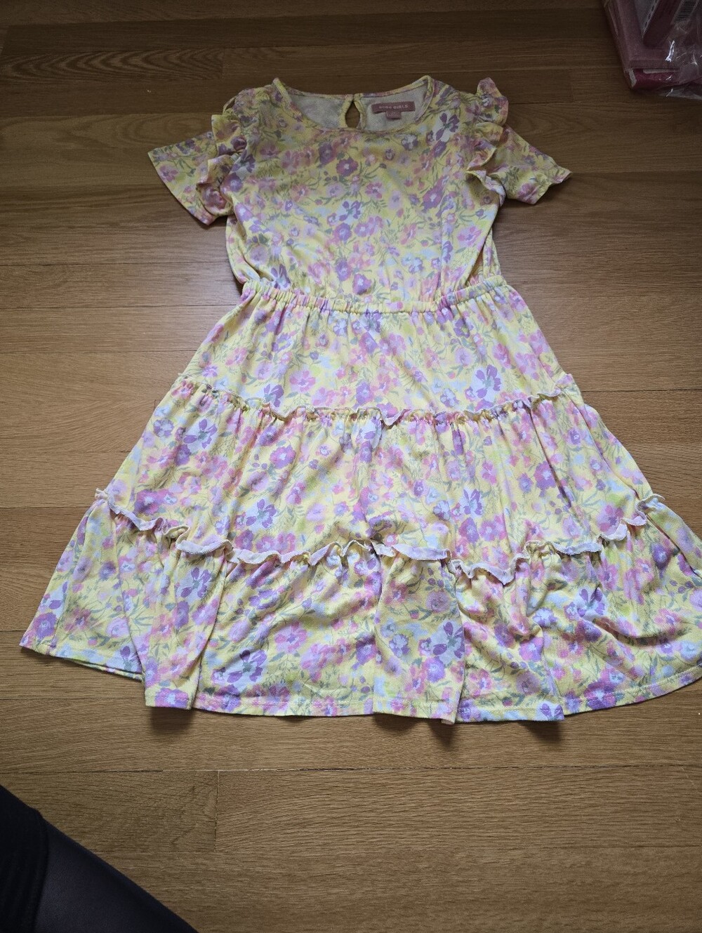 Bcbgirls Floral Dress Sz M Nwot